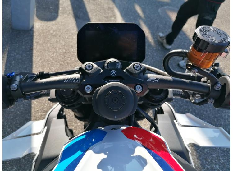 BMW M 1000R / 250€ PAR MOIS / DSN MOTOS MARMANDE