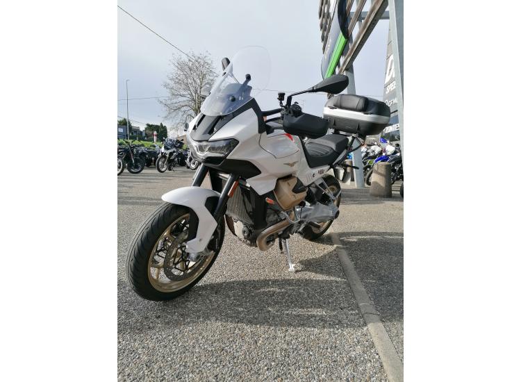 MOTO GUZZI V100  MANDELLO / 185€ PAR MOIS / DSN MOTOS 47