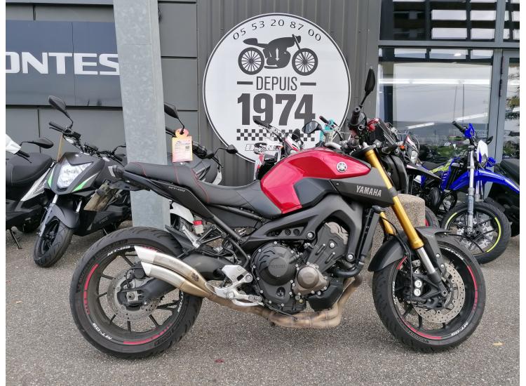 YAMAHA MT-09 / € PAR MOIS / DSN MOTOS 47