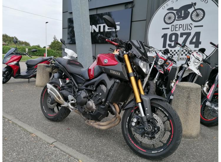 YAMAHA MT-09 / € PAR MOIS / DSN MOTOS 47