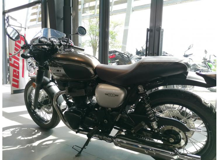 KAWASAKI W 800 CAFE / 125€ PAR MOIS / DSN MOTOS 47