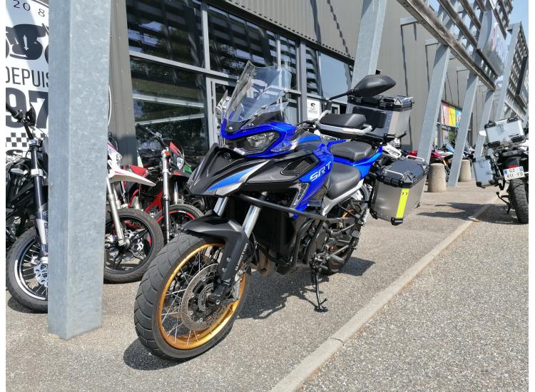 QJ MOTOR SRT 800 SX / 149€ PAR MOIS / DSN MOTOS 47