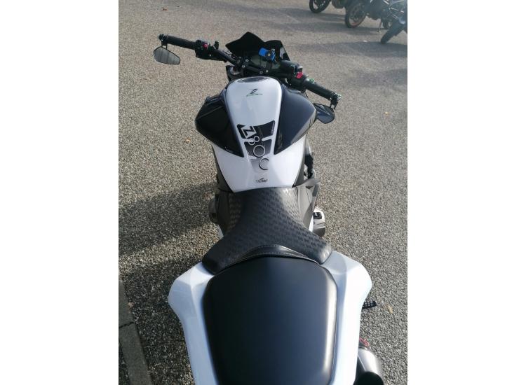 KAWASAKI Z 800 / DSN MOTOS 47