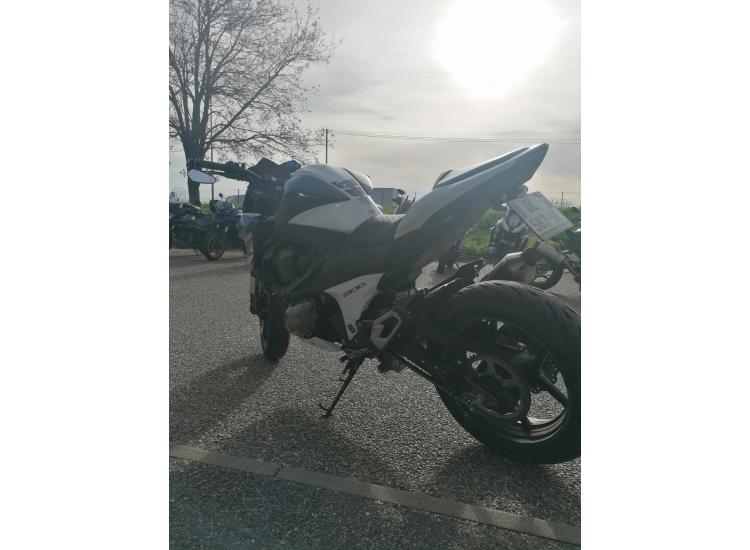KAWASAKI Z 800 / DSN MOTOS 47