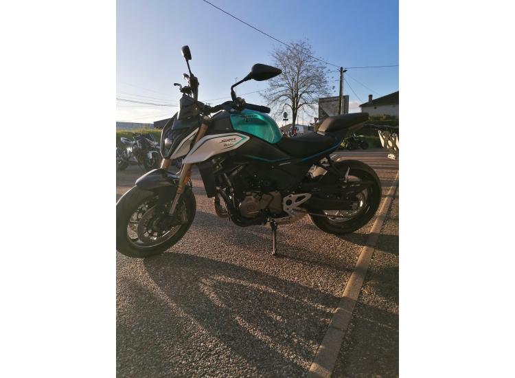 QJ MOTOR SRK 550 / 95€ PAR MOIS / DSN MOTOS 47