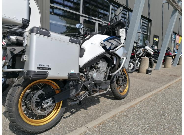 CF MOTO MT 800 EXPLORE / 199€ PAR MOIS / DSN MOTOS 47