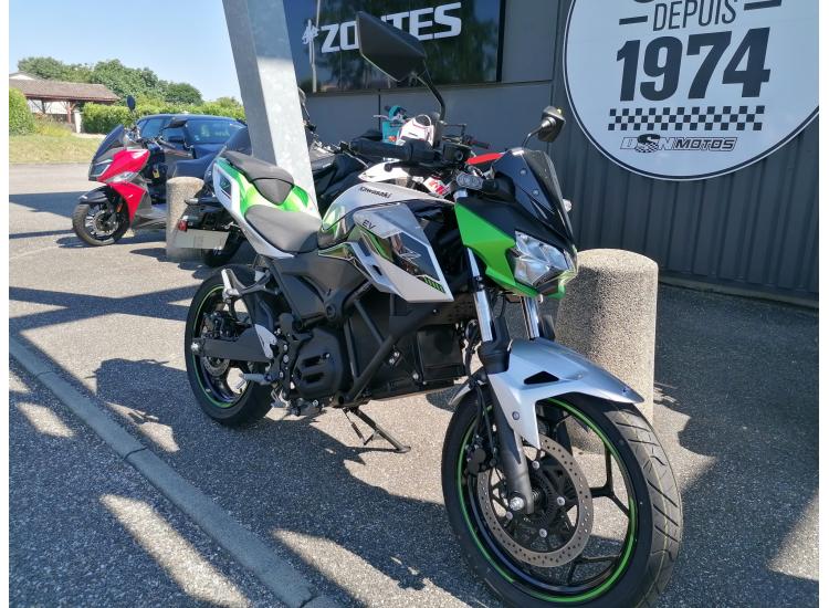 KAWASAKI Ze-1 / 150€ PAR MOIS / DSN MOTOS 47
