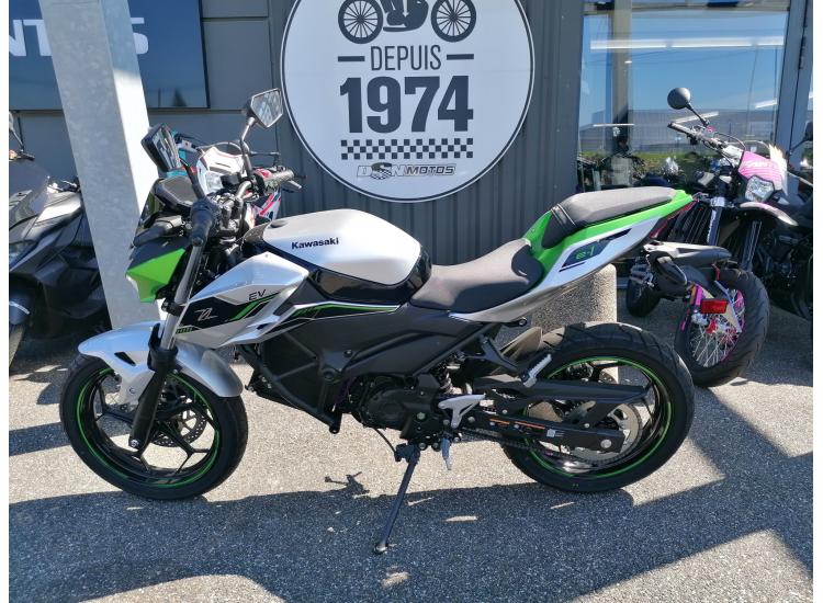 KAWASAKI Ze-1 / 150€ PAR MOIS / DSN MOTOS 47