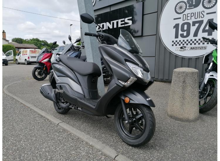 SUZUKI BURGMAN 125 / 55€ PAR MOIS / DSN MOTOS 47