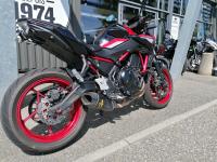 KAWASAKI Z 650 / 155€ PAR MOIS / DSN MOTOS 47